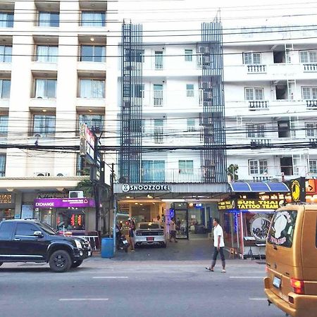 Snoozzotel Pattaya Exterior photo